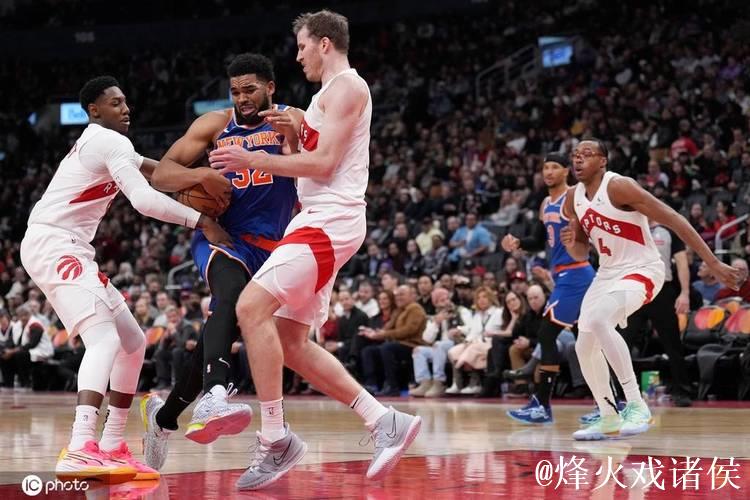 唐斯24+15力压巴雷特30分 尼克斯终结猛龙3连胜